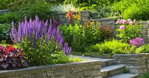 Hillside Garden: три отличных решения