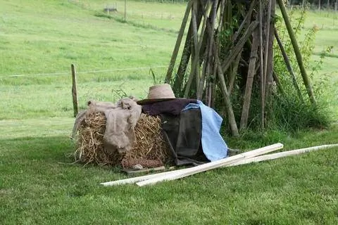 Материалы пугало