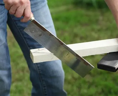 Заточить деревянную планку