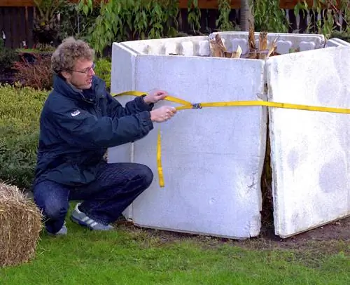 Починить пенопластовые плиты