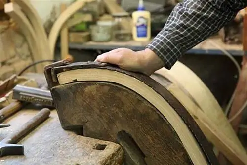 Создатель саней Андреас Вебер полозья