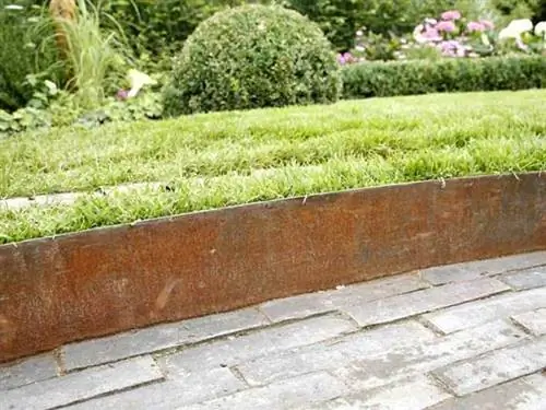 Газонная кромка из кортеновской стали