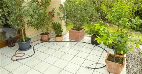 Установка системы полива балконных ящиков и горшечных растений