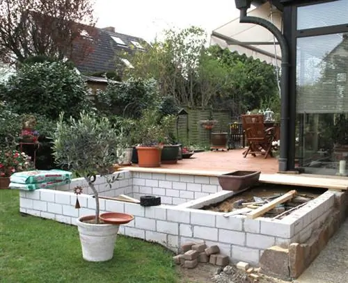 купель и приподнятая кровать