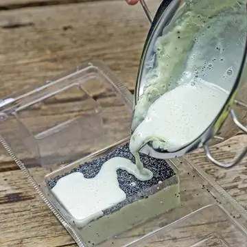 Заполните форму маком и мылом
