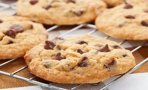 Шоколадное печенье с фундуком