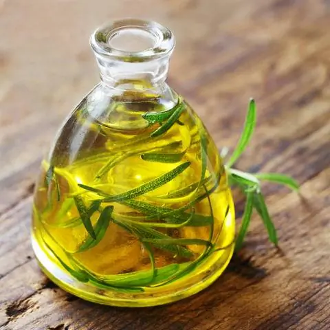 Розмарин в масле