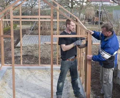 построить теплицу