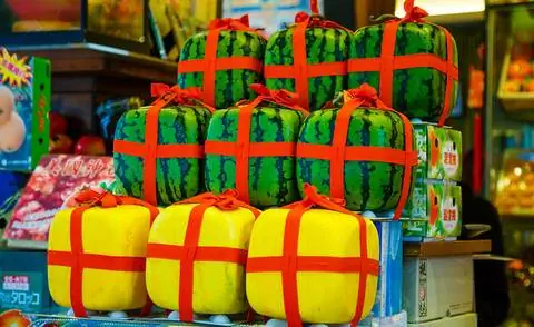 Угловатые арбузы