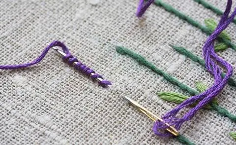 Вышиваем цветы лаванды