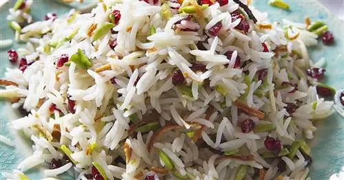 Персидский рис с фисташками и барбарисом