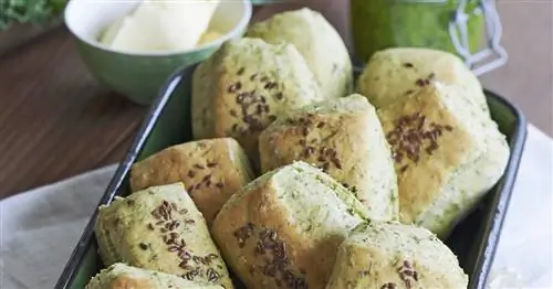 Булочки с капустой и льняным семенем