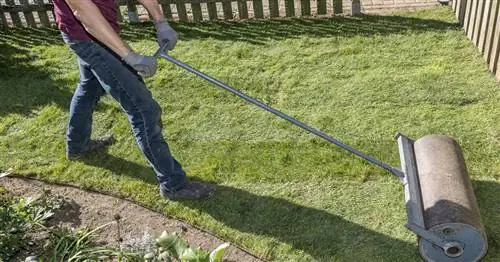 Укатка газона: как это работает