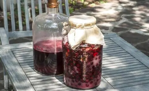 Домашний вишневый ликер