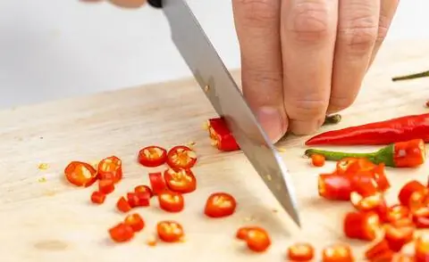 Нарезать перец