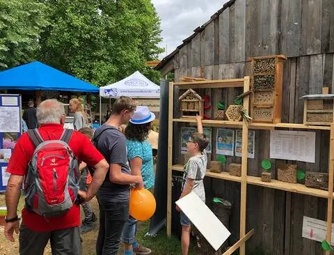 Imker AG в Hessentag в Курпарке