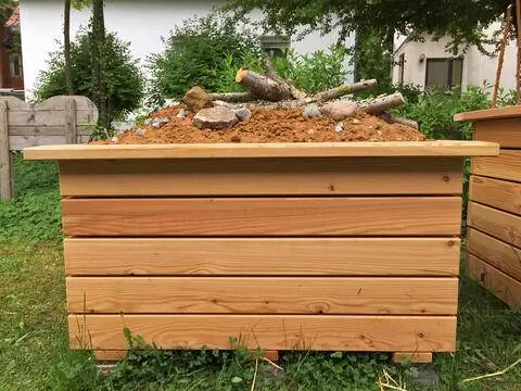 приподнятая кровать
