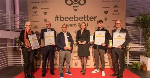 Награждены образцовые проекты по защите (диких) пчел по всей Германии