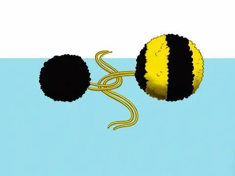 Пчелка с помпонами - шаг 3