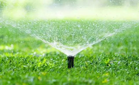 спринклер для газонов