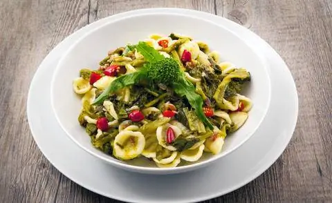 Orecchiette с Cime di Rapa