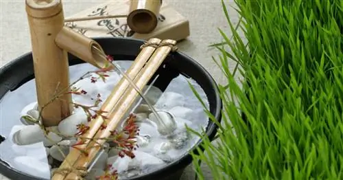 Фонтан в помещении