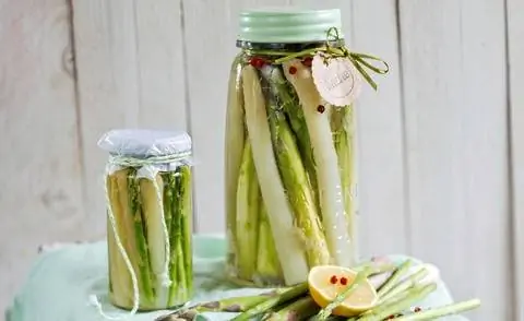 Приготовленная спаржа