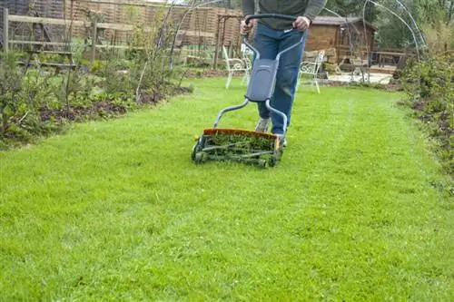 ручная газонокосилка