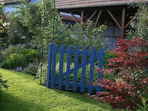 Ворота в сад, Счастье в саду