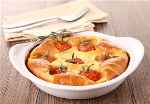 Клафути с помидорами черри