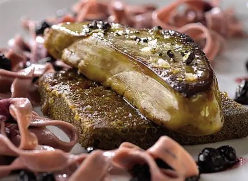 Жареная фуа-гра и черничные креветки - P. Asset - Alpina Savoie