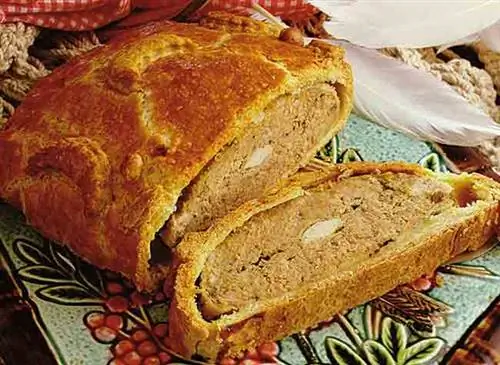 Приготовьте мясную закуску сами: паштет в гренках