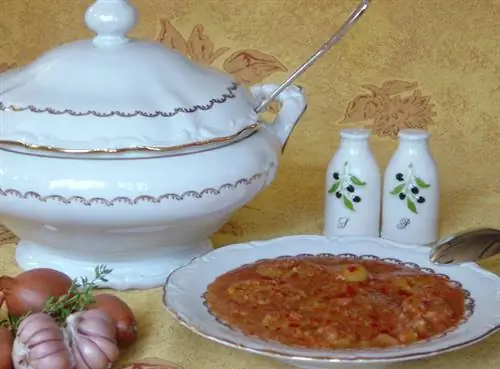 Испанский картофельный суп «CORNE DE GATTE»