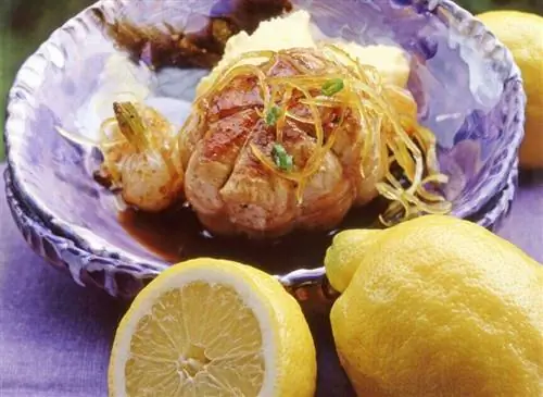 Паупьет из телятины с лимоном и мягким кукурузным пюре