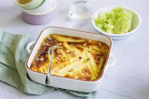 запеканка с белой спаржей, пармезаном и миндалем запеканка с белой спаржей, пармезаном и миндалем