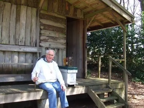 Ив ле Кюнюдер, пчеловод