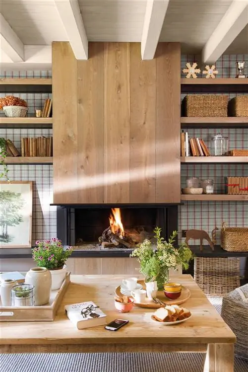 00492106 Полка, обитая бумагой в клетку