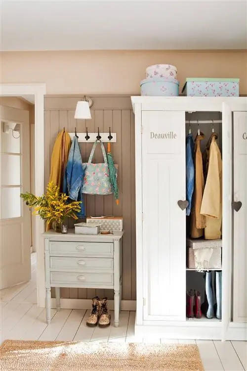 Та маленькая коробочка, которую ты навсегда оставила у входа…