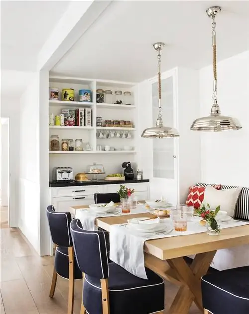 офисная зона деревянный стол и стулья с обивкой 00503646