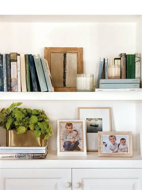 Помещение книжного магазина в средней части MG 0413