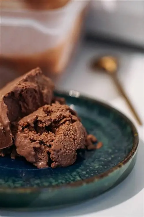 Летний рецепт с Термомикс: шоколадное мороженое.