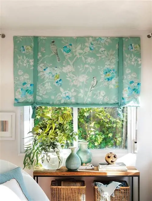 Больше стиля-с-жалюзи-гостиная-синий-00493005