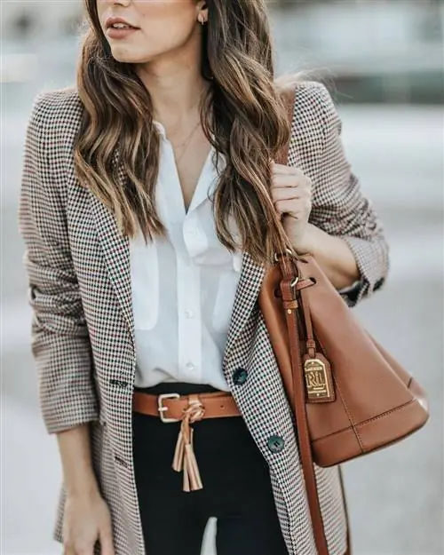 белая рубашка