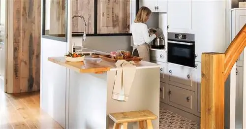 20 современных, красивых и практичных кухонь с полуостровом