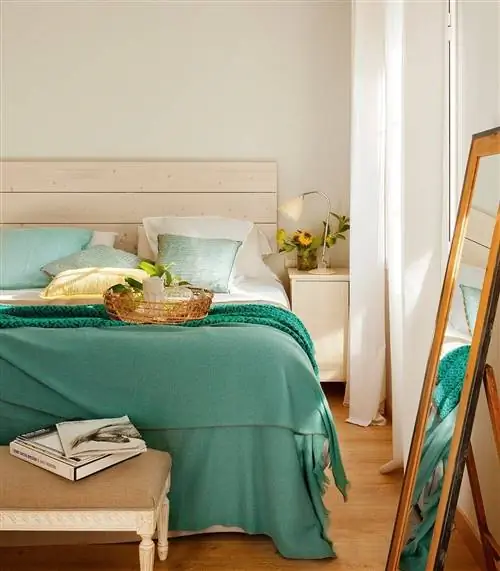 2. Или не дают отдохнуть