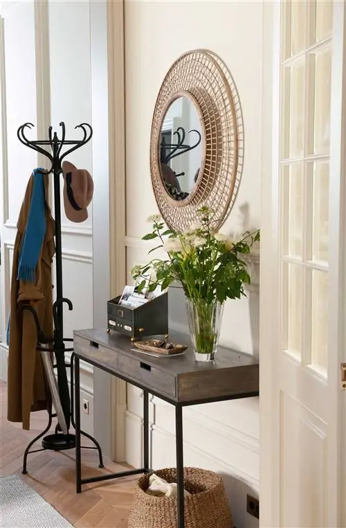 вешалка для ног