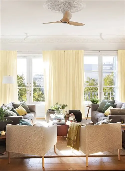 СВЕТЛО-ЖЕЛТЫЙ ЗАНАВЕС