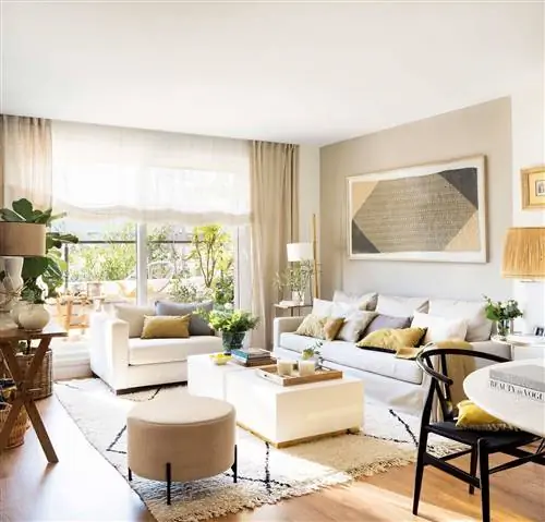 Гостиная с окном на террасу_00511497