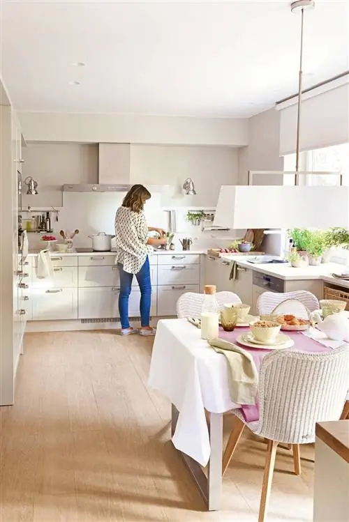 Белая кухня с кабинетом_ 00412946 Белая кухня с кабинетом_ 00412946
