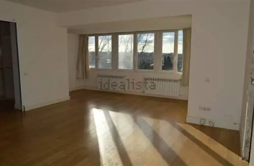 бездельничать